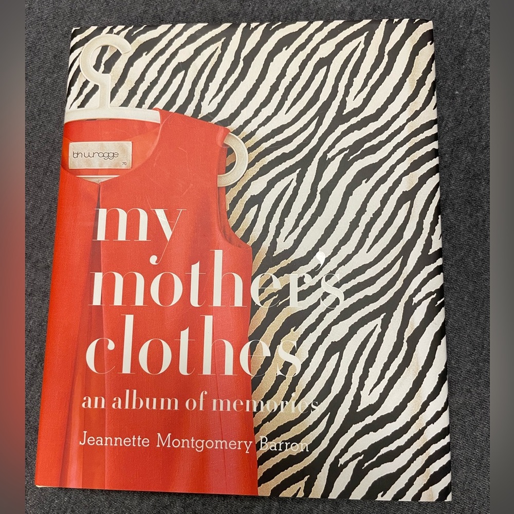 A book chronicling a daughter and her mother through photos of fashion